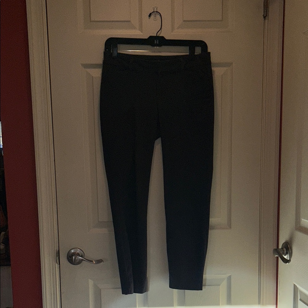 Old Navy Dark Grey Pixie Mid-Rise Ankle Pants